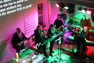 Band 03